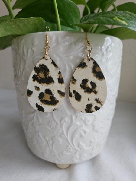 Wooden Fashion Decoupage Teardrop Earrings